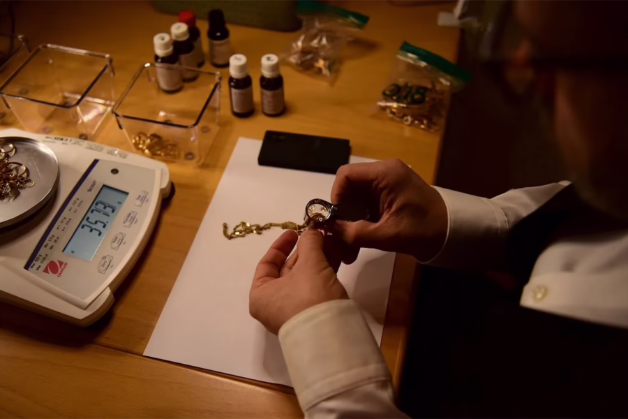 Understanding Different Gold Colours