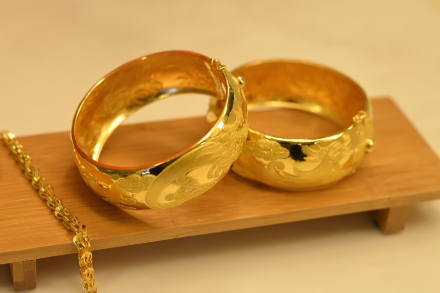 What Items at Home Can Contain Gold?